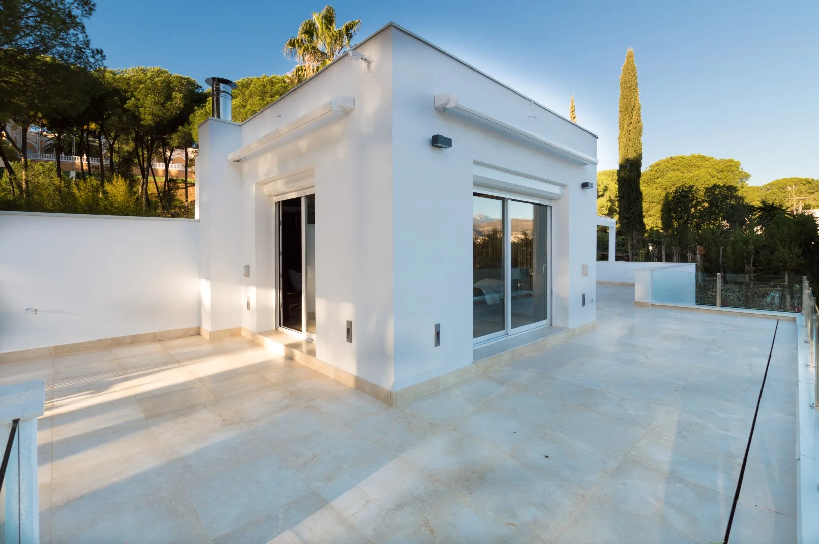 Villa · Marbella · (300-00827P)