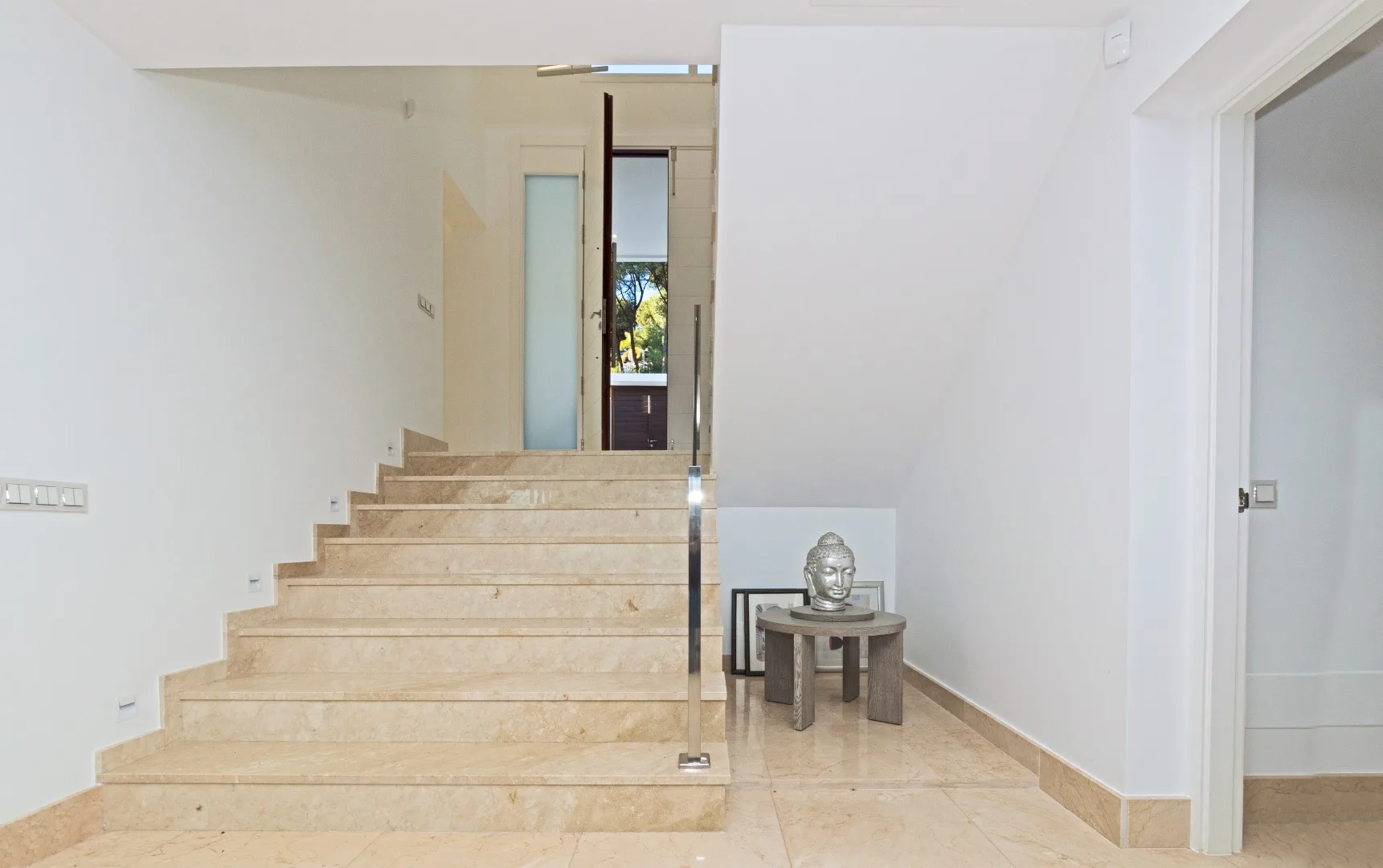 Villa · Marbella · (300-00827P)