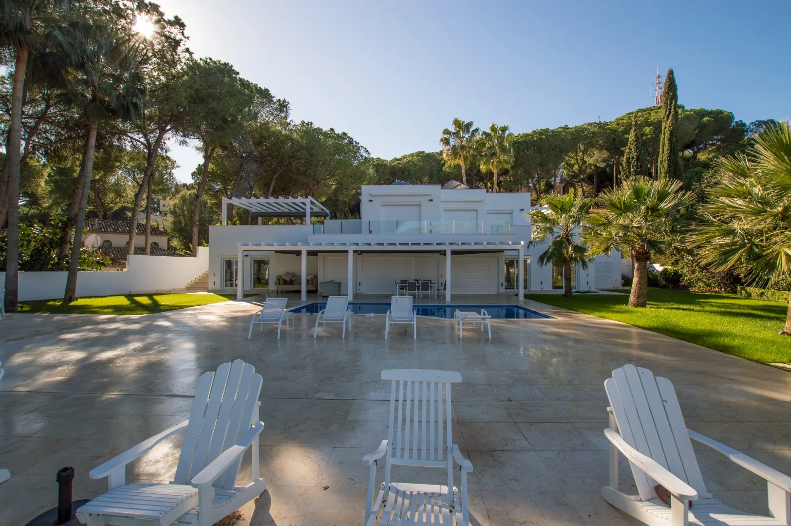 Villa · Marbella · (300-00827P)