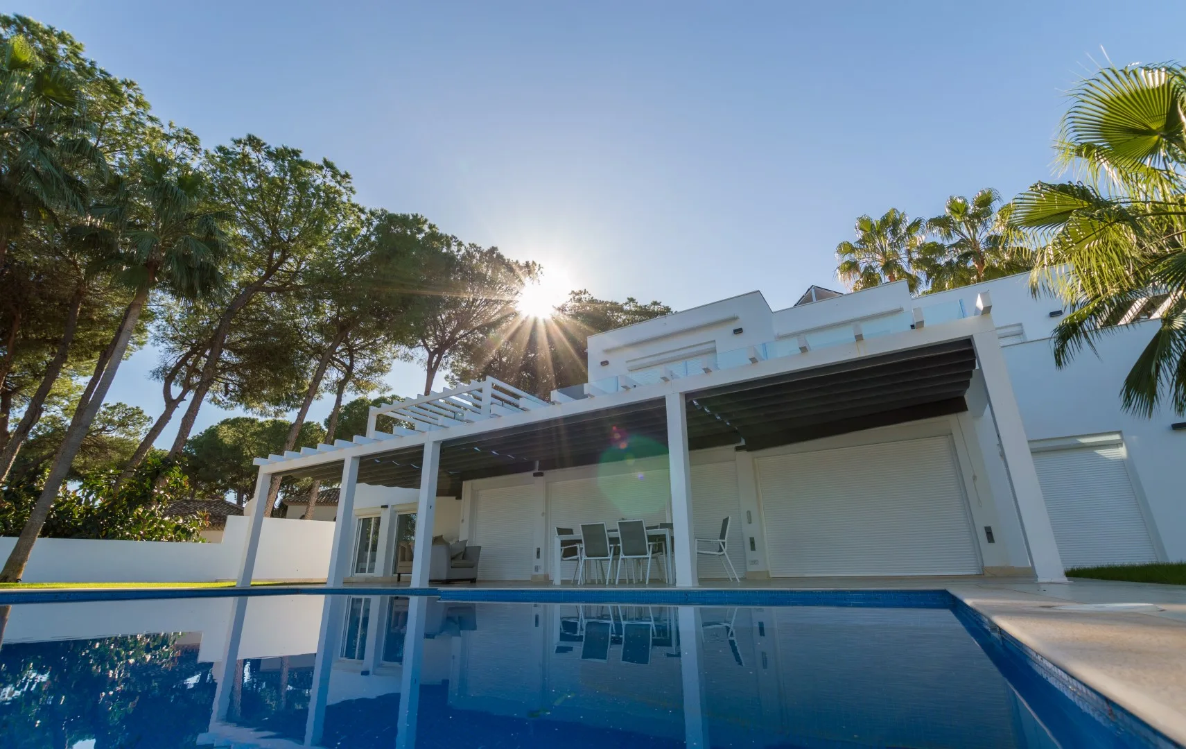 Villa · Marbella · (300-00827P)
