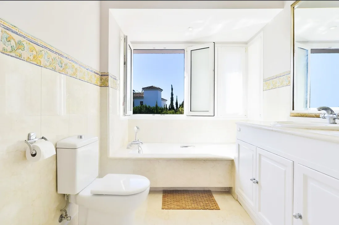 Villa · Marbella · (300-00946P)