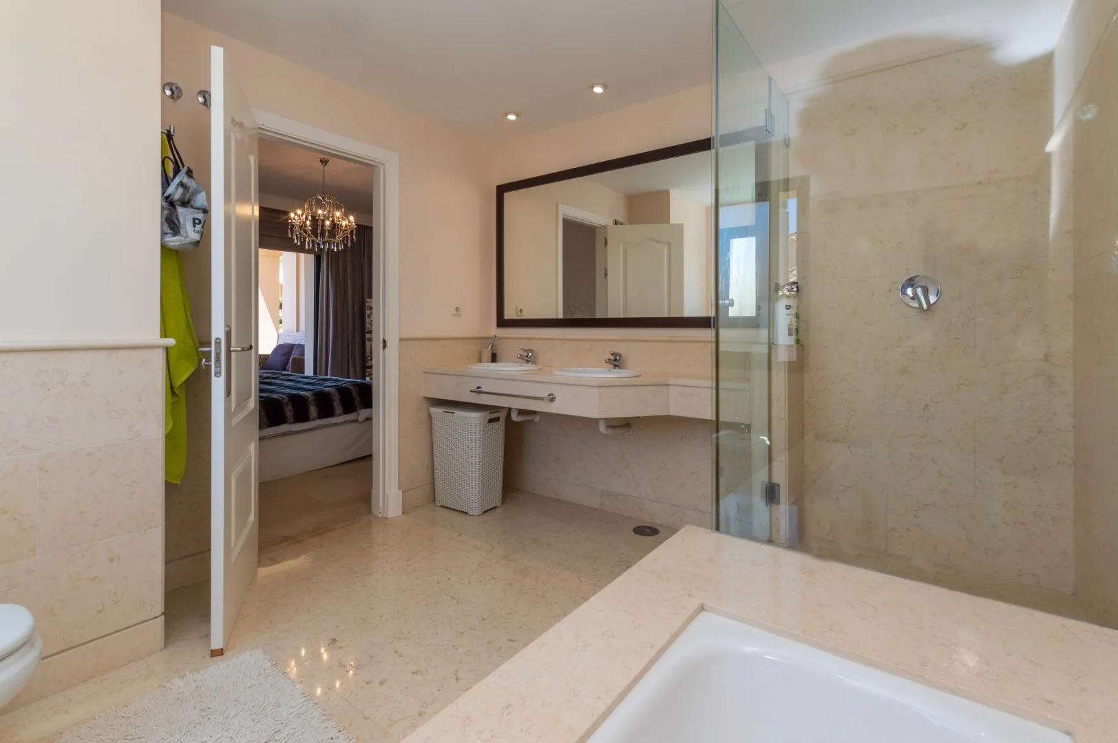 Apartment · Benahavis · (300-00965P)