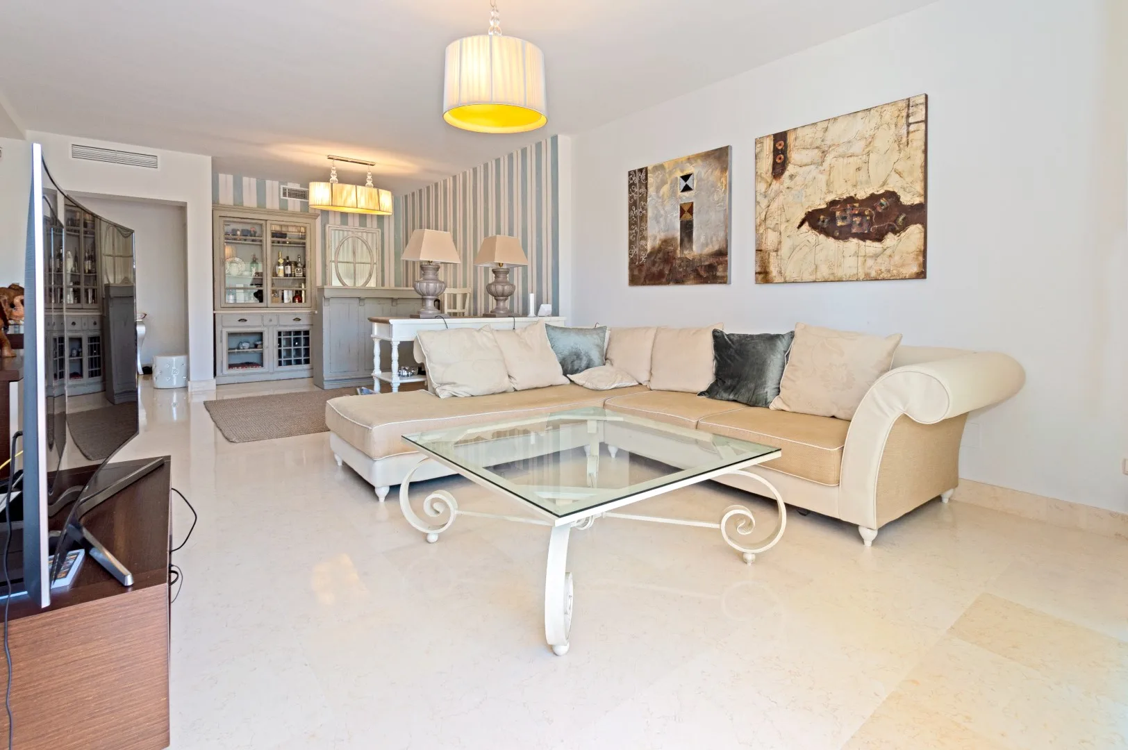 Apartment · Benahavis · (300-00965P)
